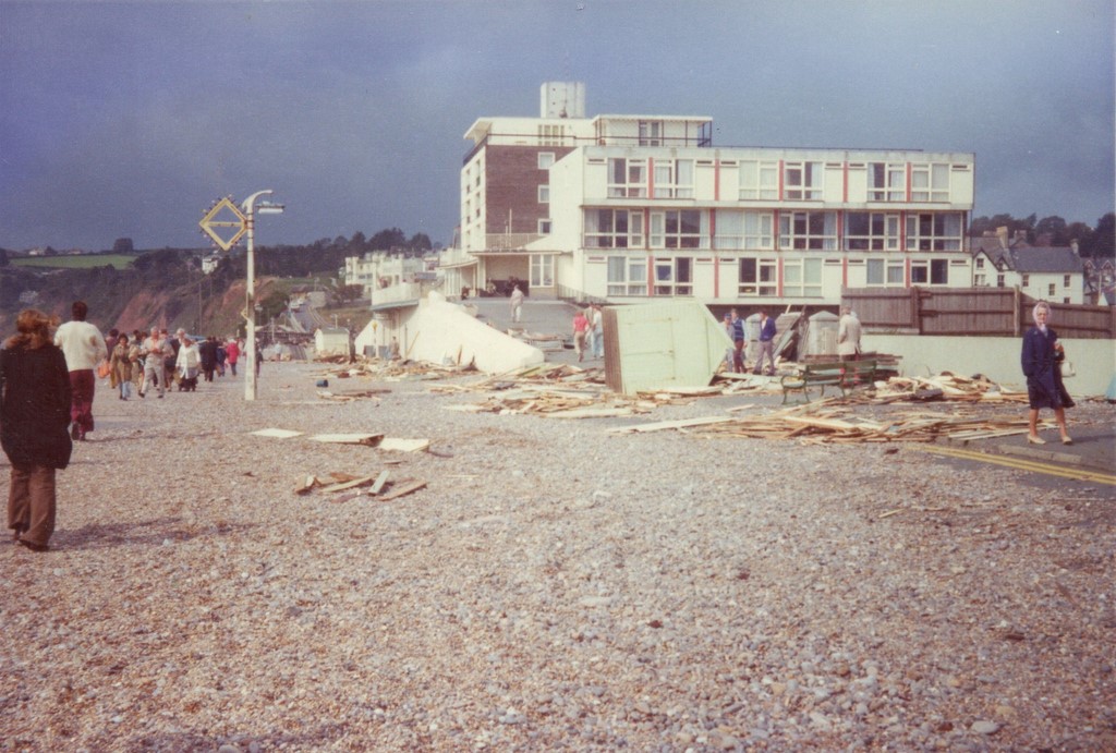 An Old Picture Of Seaton East Devon 91