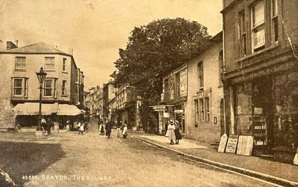 Seaton The Square 1919