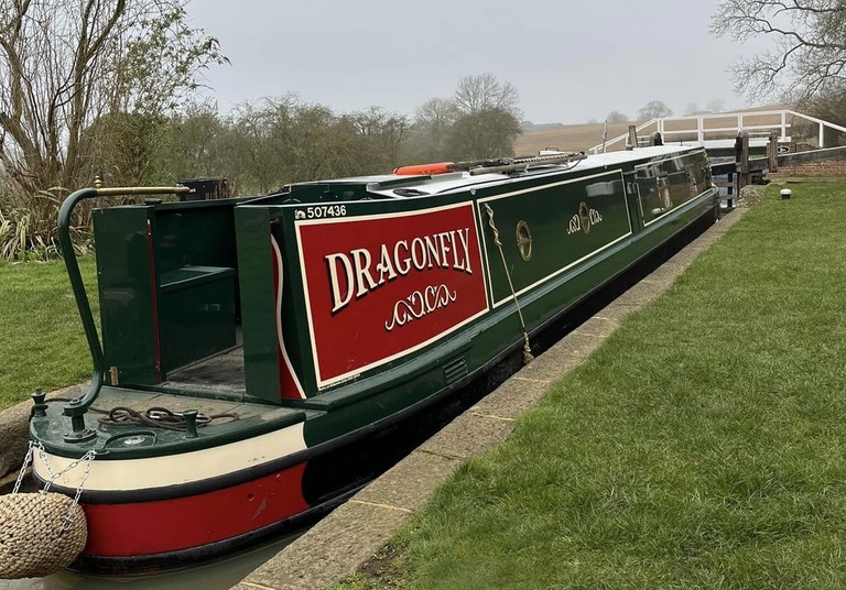 Shared narrow boat Dragonfly