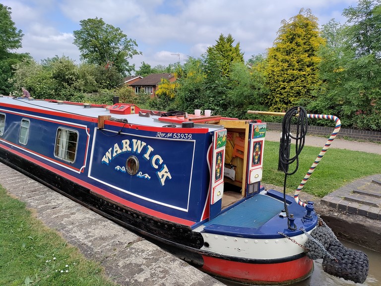 Shared narrow boat Warwick