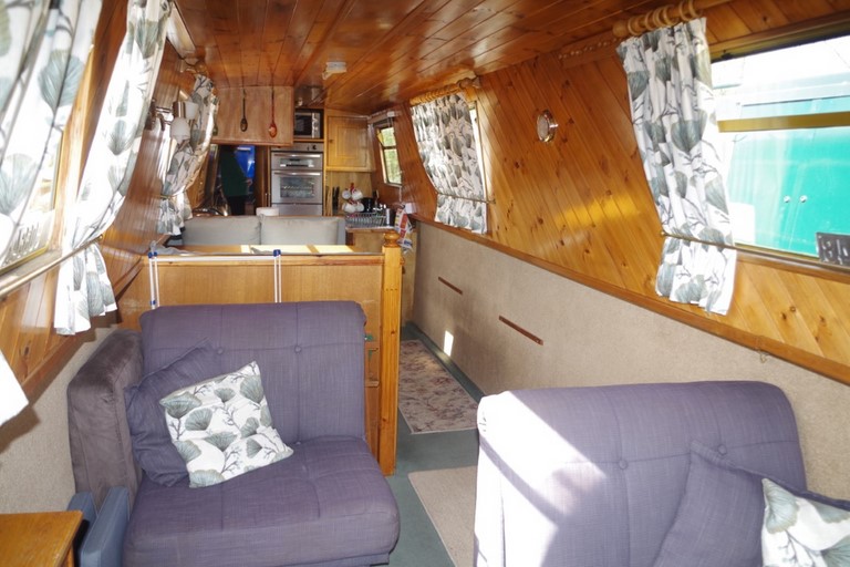 Shared narrow boat Shropshire Blue