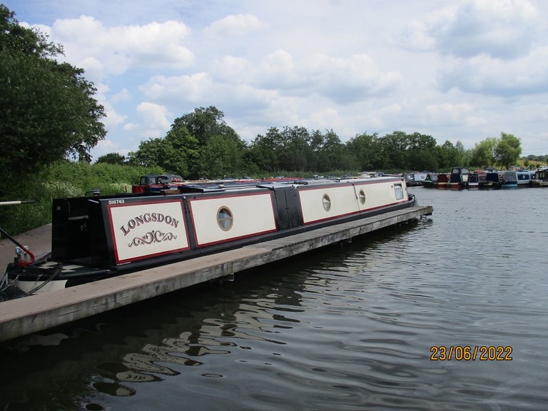 Shared narrow boat Longsdon