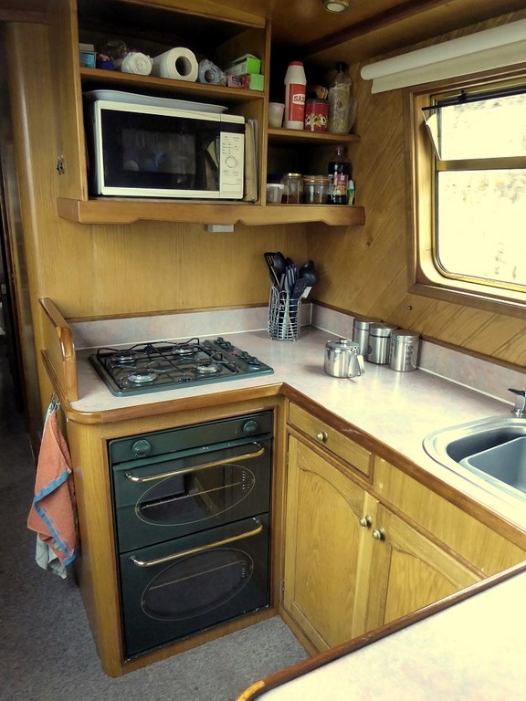 Shared narrow boat Adderbury