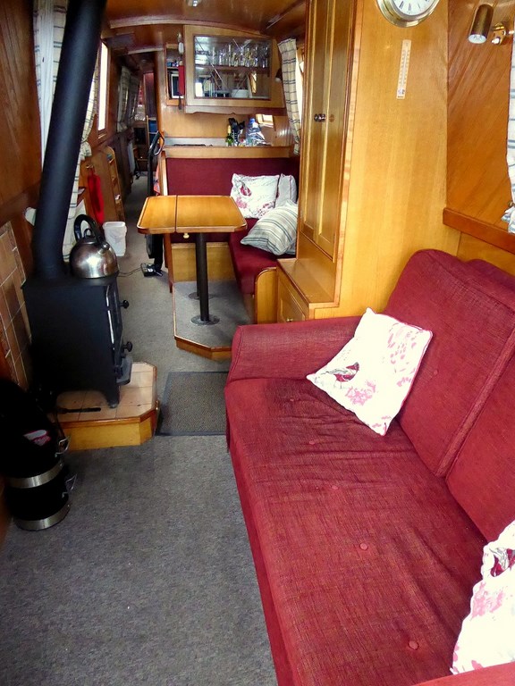 Shared narrow boat Adderbury