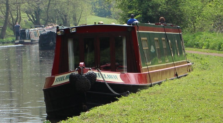 Shared narrow boat Steelaway