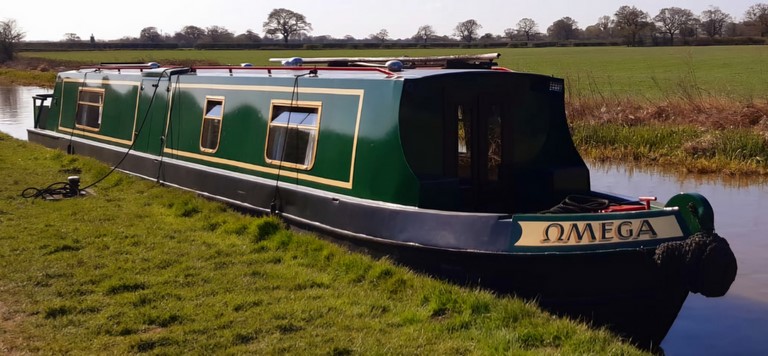 Shared narrow boat Omega