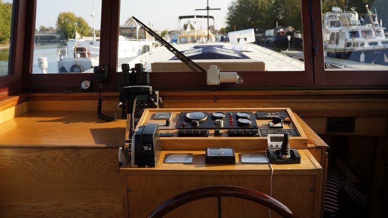 Shared Barge Brunel