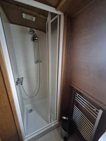 Shared narrow boat Adagio