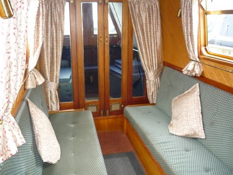 Shared Narrow Boat Andante