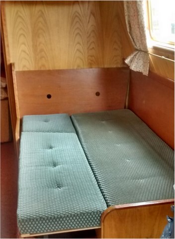 Shared Narrow Boat Andante