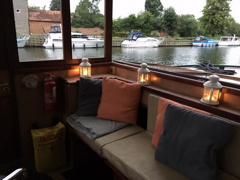 Shared Dutch Barge Dorchester