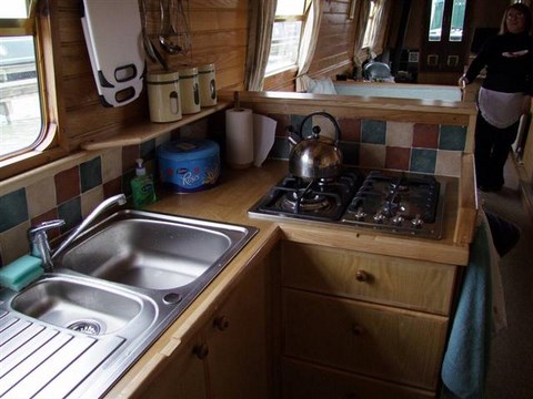 Shared narrow boat Dragonfly