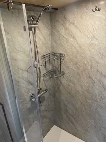 debdale shower
