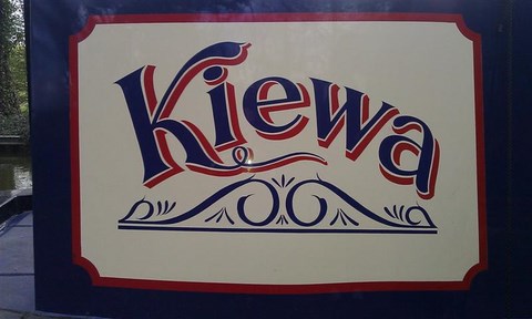 Shared narrow boat Kiewa
