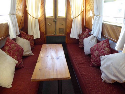 Shared narrow boat Madge