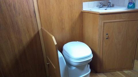 Shared narrow boat Morpheus