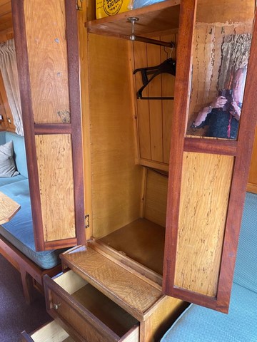 Shared narrow boat Odyssey