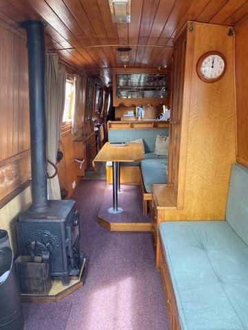 Shared narrow boat Odyssey