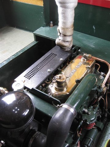 Shared narrow boat Brunel