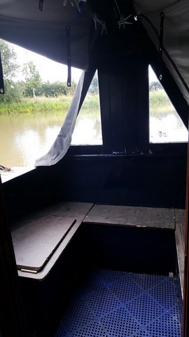 Shared narrow boat